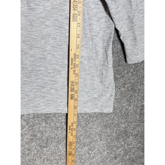 Lands End Top Womens Size Large 14-16 Gray Striped 3/4 Sleeve 3D Rose Applique - Picture 8 of 8